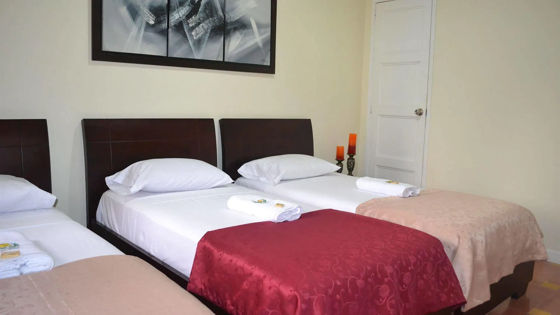 Sol De Laureles Casa Hotel Medellin