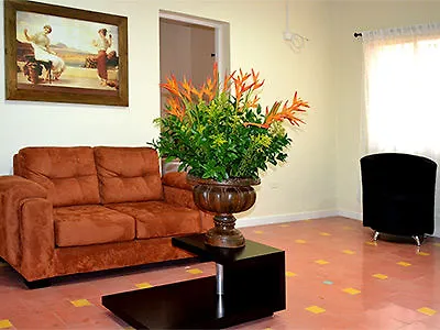 Hotel Sol De Laureles Casa Medellín 3*,